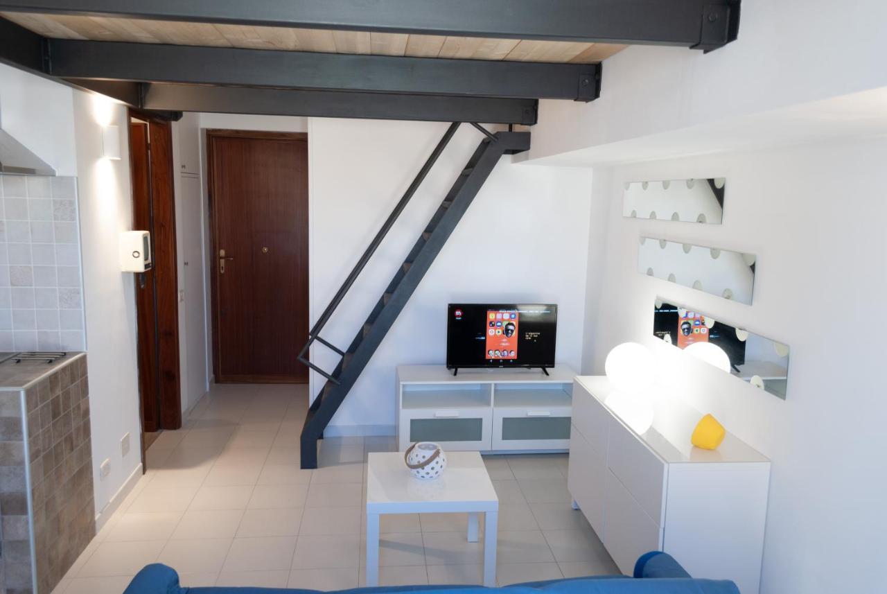 La Mansarda Di Nemi Apartment Trapani Exterior photo